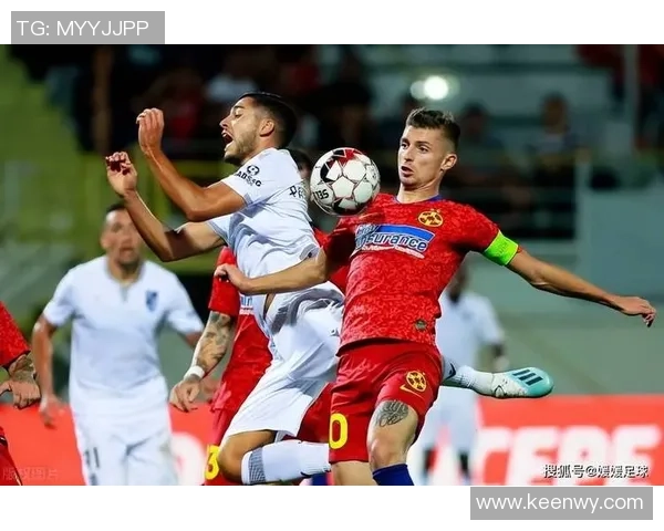 单身男足球星的赛场激情与场外生活全景揭秘