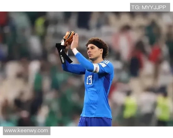 墨西哥足球明星盘点:从华金·贝拉到吉列尔莫·奥乔亚的传奇故事 墨西哥足球明星盘点:从华金·贝拉到吉列尔莫·奥乔亚的传奇故事