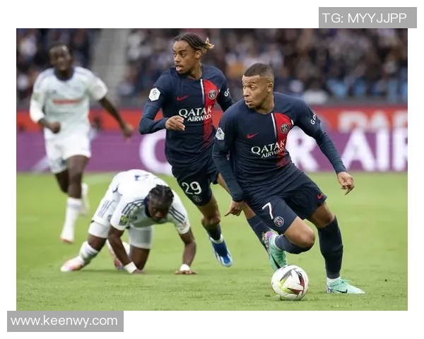 新一代年轻足球球星崛起,他们将引领未来足球新时代的风潮 新一代年轻足球球星崛起,他们将引领未来足球新时代的风潮